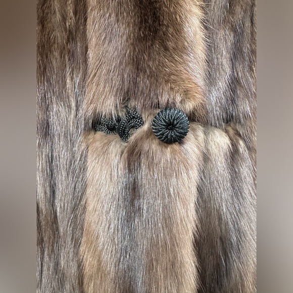 SAKS JANDEL ZANG TOI DESIGNER SILVERY RUSSIAN SABLE FUR COAT JACKET XL 12 - 14 - Picture 6 of 14